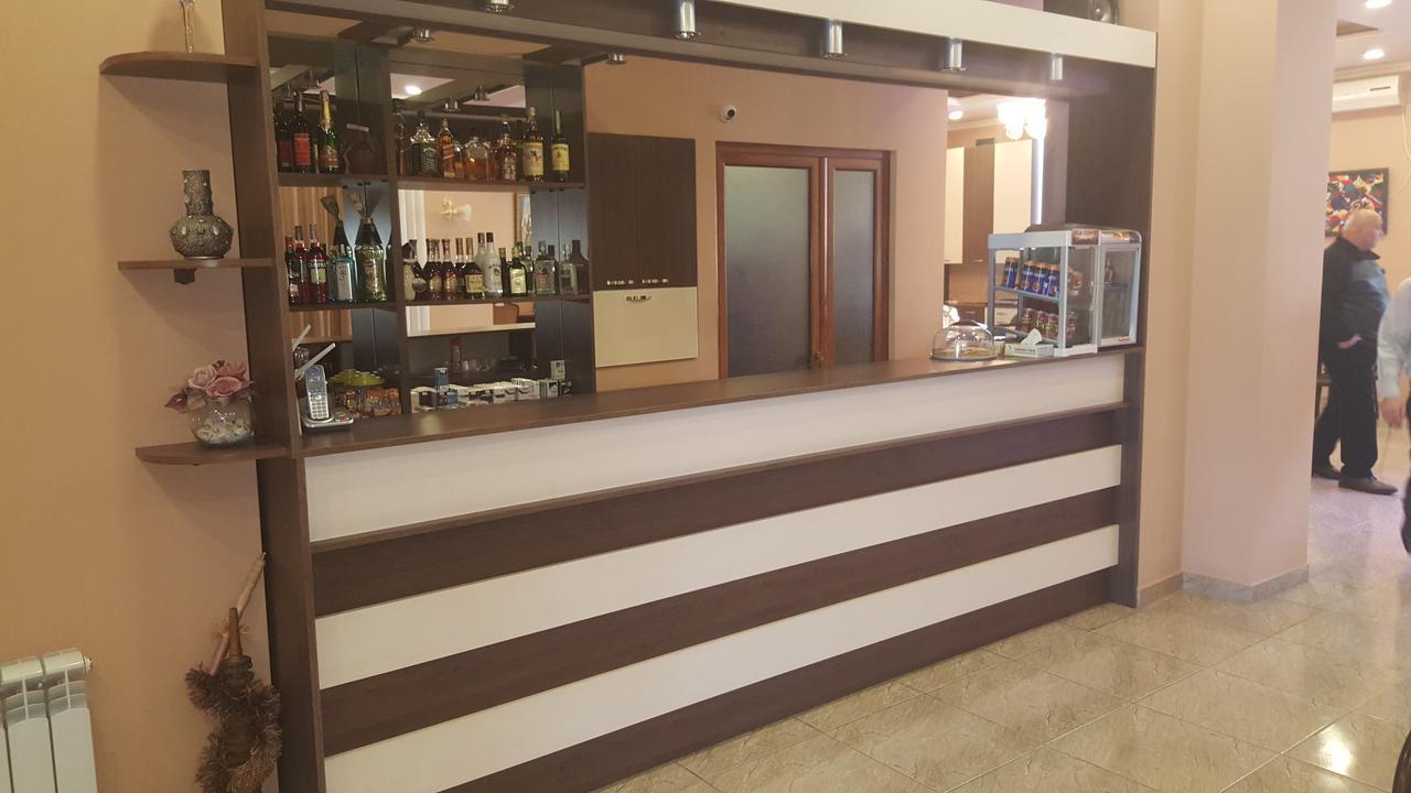 Eridana Hotel Erivan Dış mekan fotoğraf