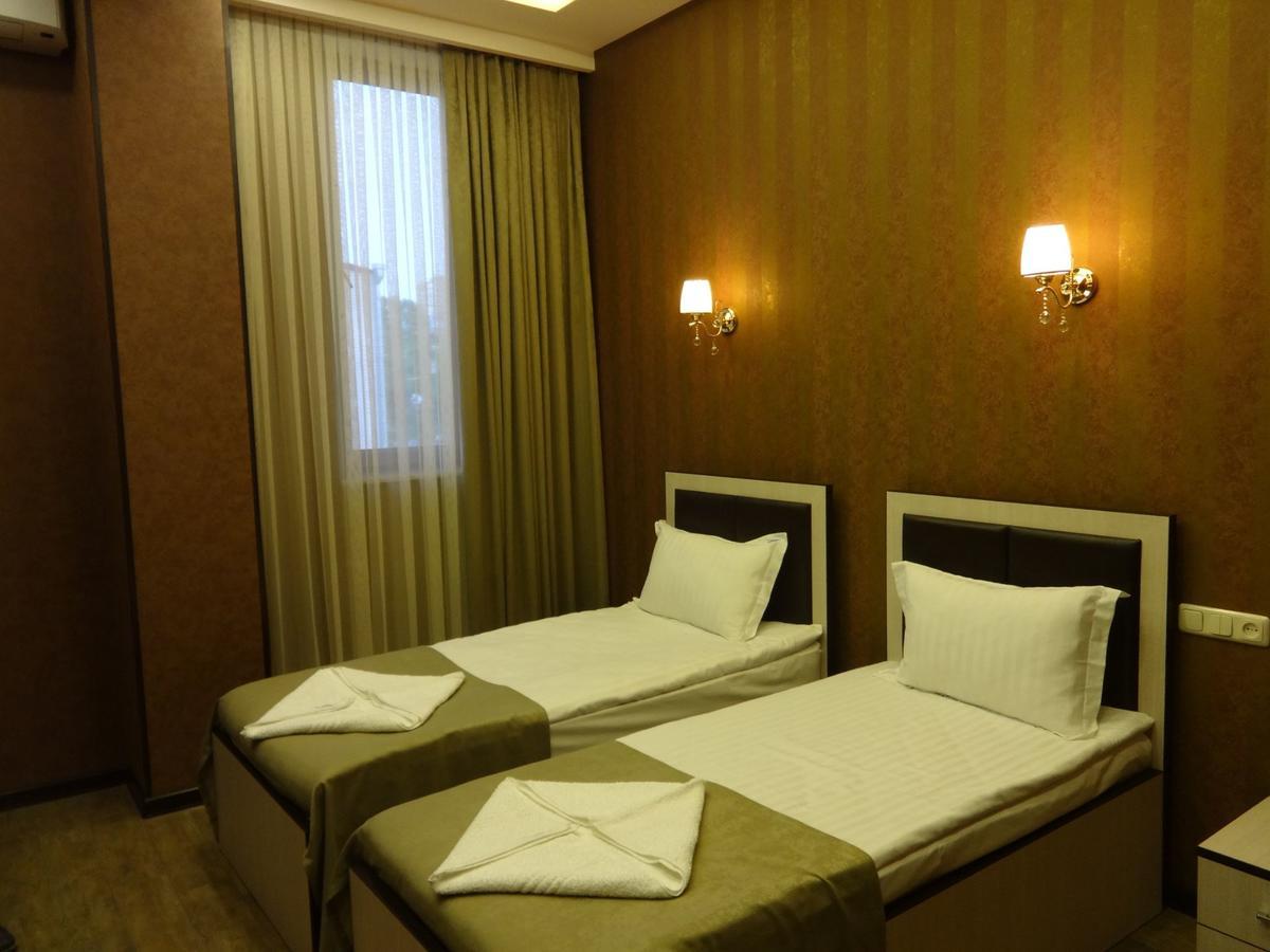 Eridana Hotel Erivan Dış mekan fotoğraf