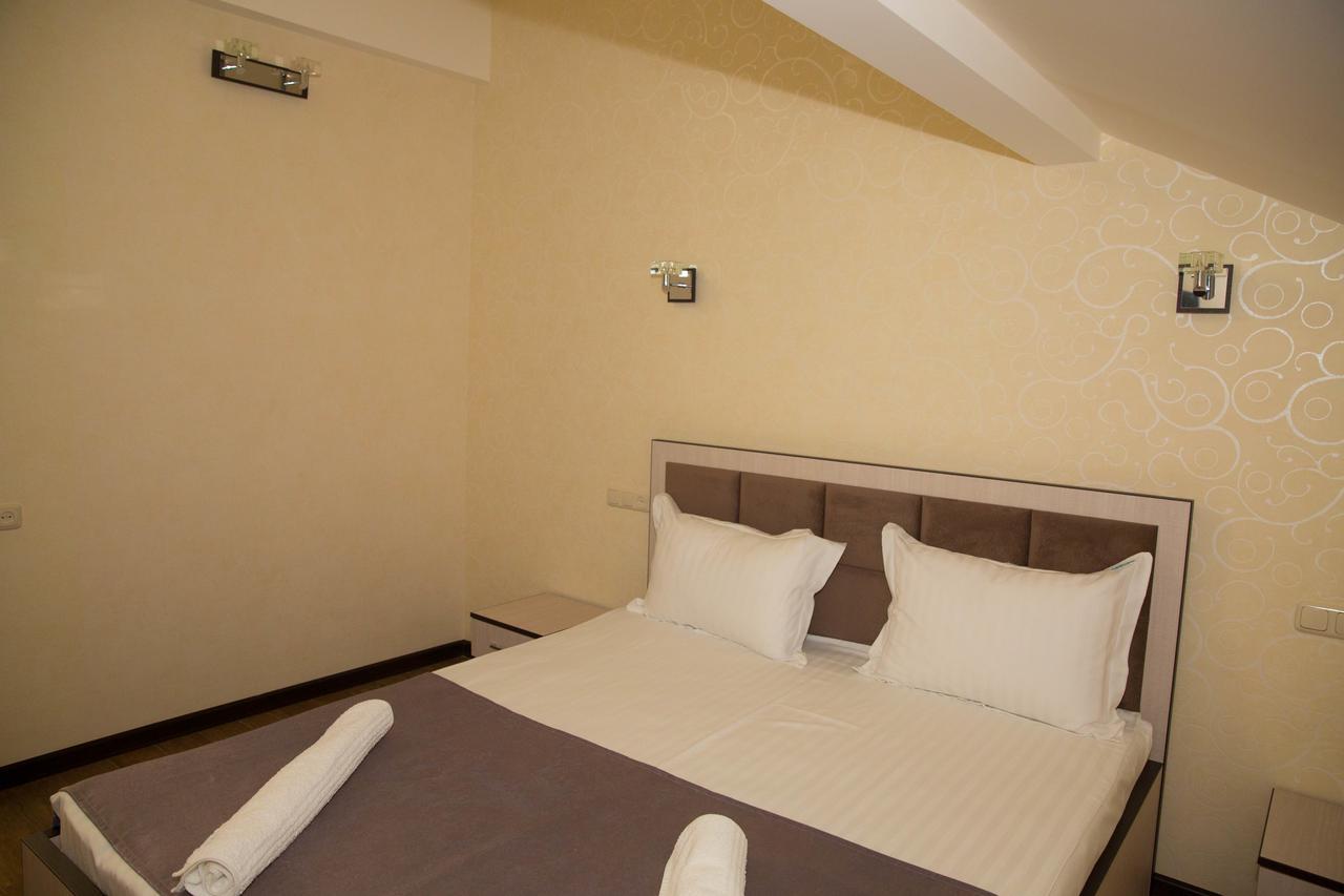 Eridana Hotel Erivan Dış mekan fotoğraf