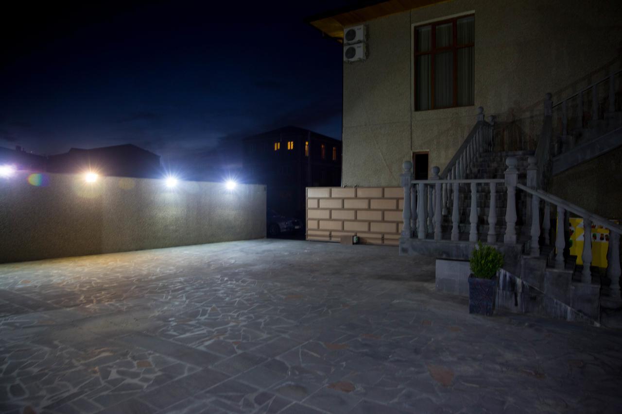 Eridana Hotel Erivan Dış mekan fotoğraf