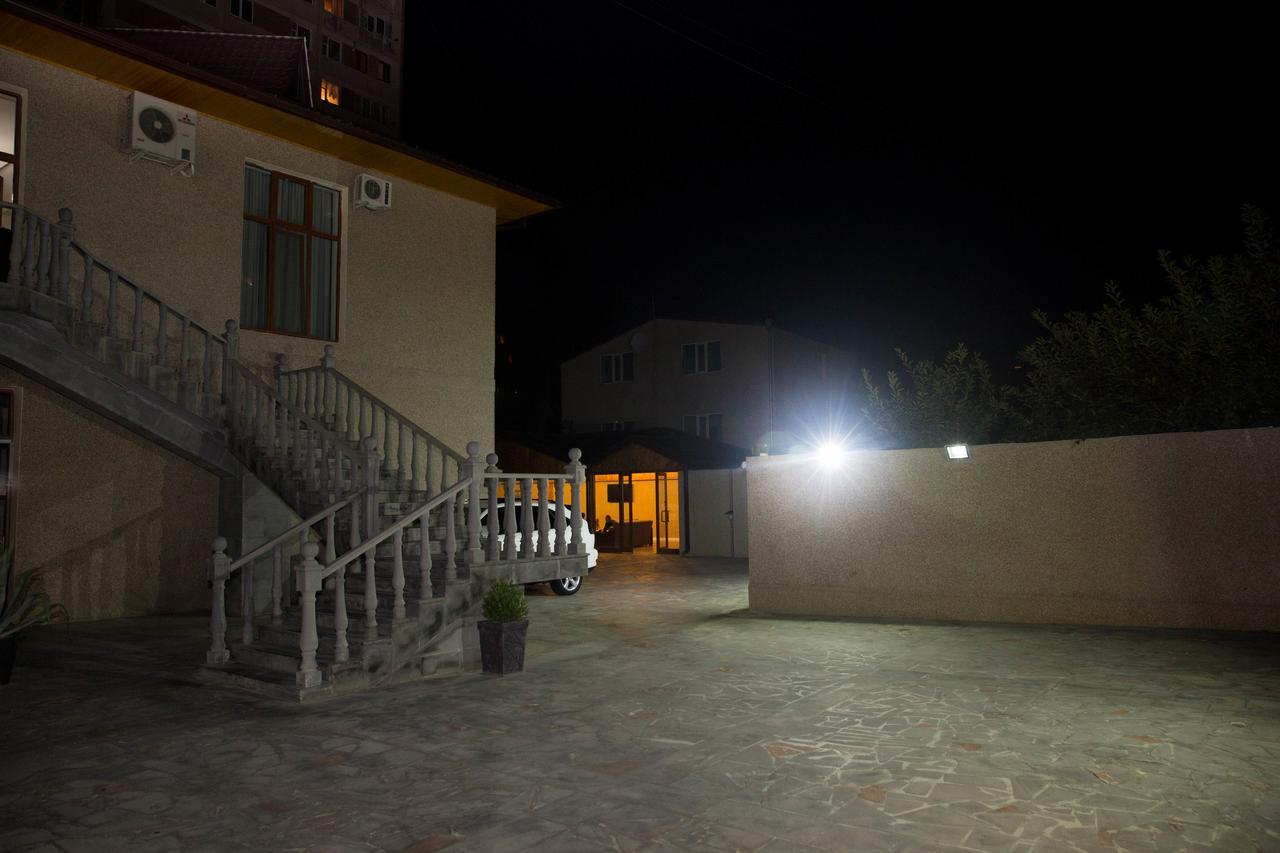 Eridana Hotel Erivan Dış mekan fotoğraf