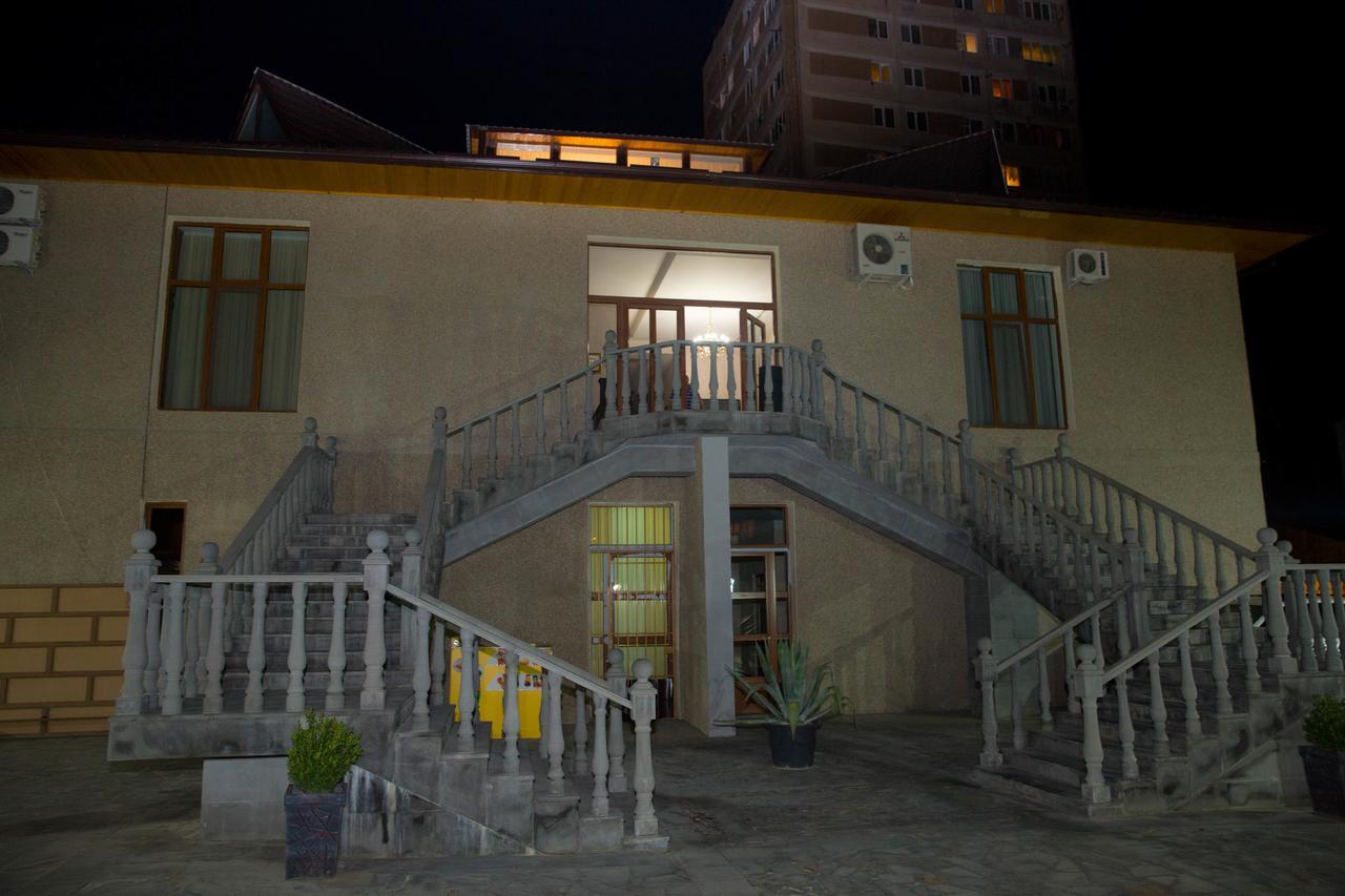 Eridana Hotel Erivan Dış mekan fotoğraf